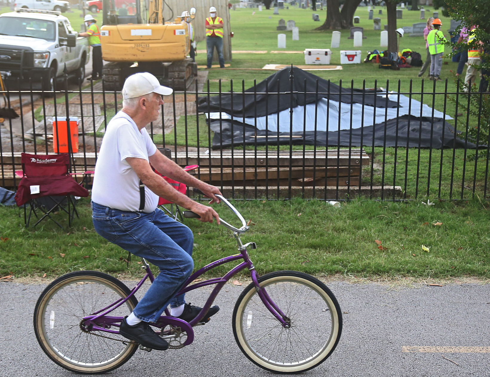 Mass graves search